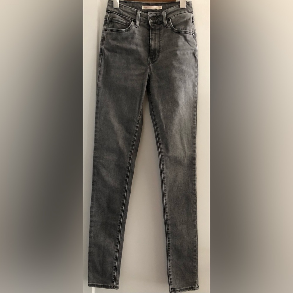 LEVI’S Women’s Denim Pants Size 26
